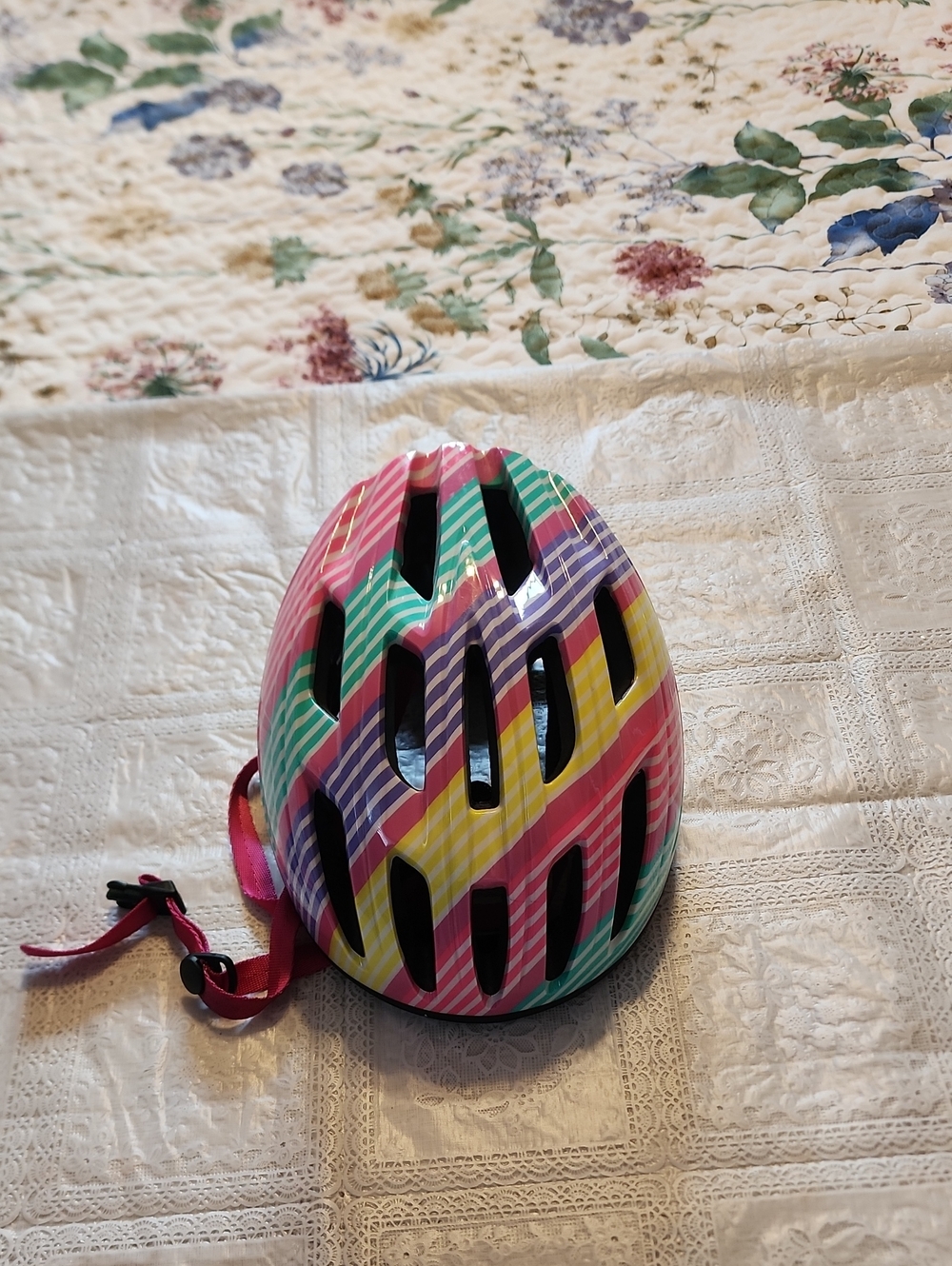 Kids Colorful Striped Bike Helmet - Multicolor